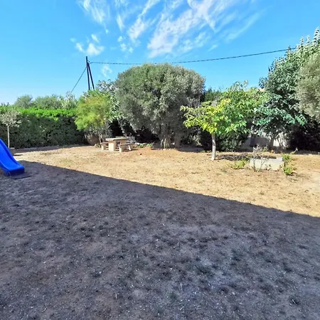 Charming T4 With Garden Near The Sea